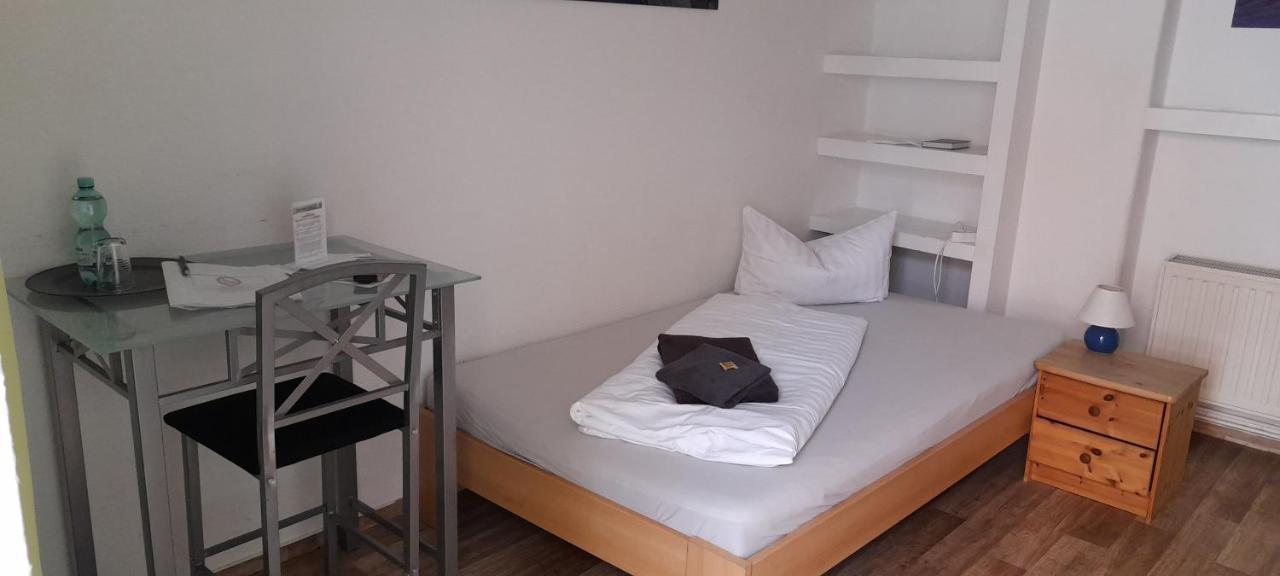 Apartment-Hotel Schillerplatz Витенберге Екстериор снимка