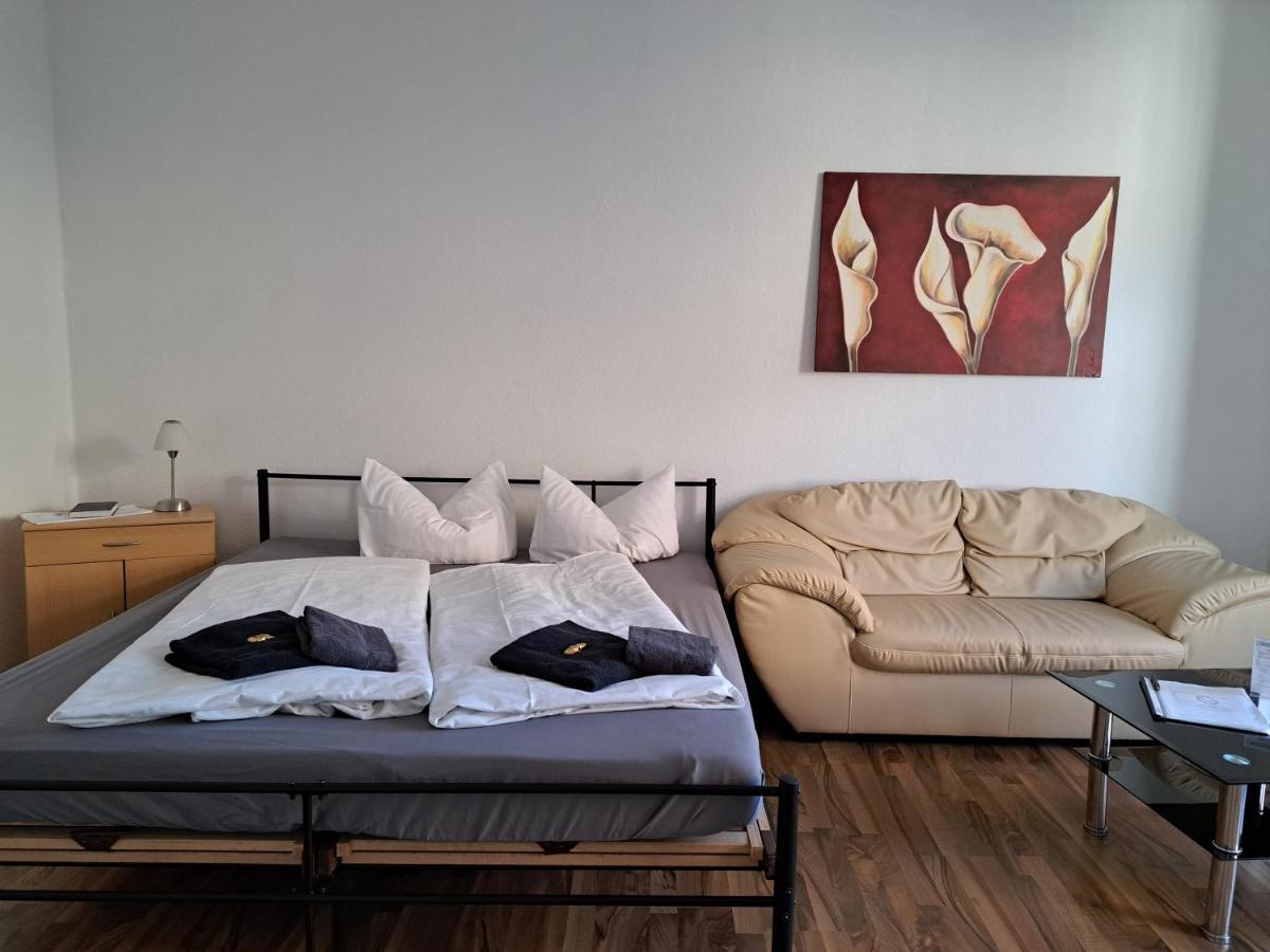 Apartment-Hotel Schillerplatz Витенберге Екстериор снимка