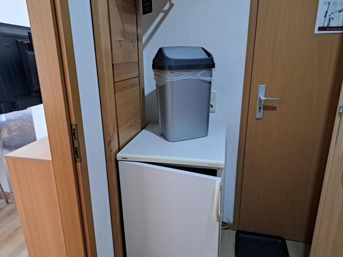 Apartment-Hotel Schillerplatz Витенберге Екстериор снимка