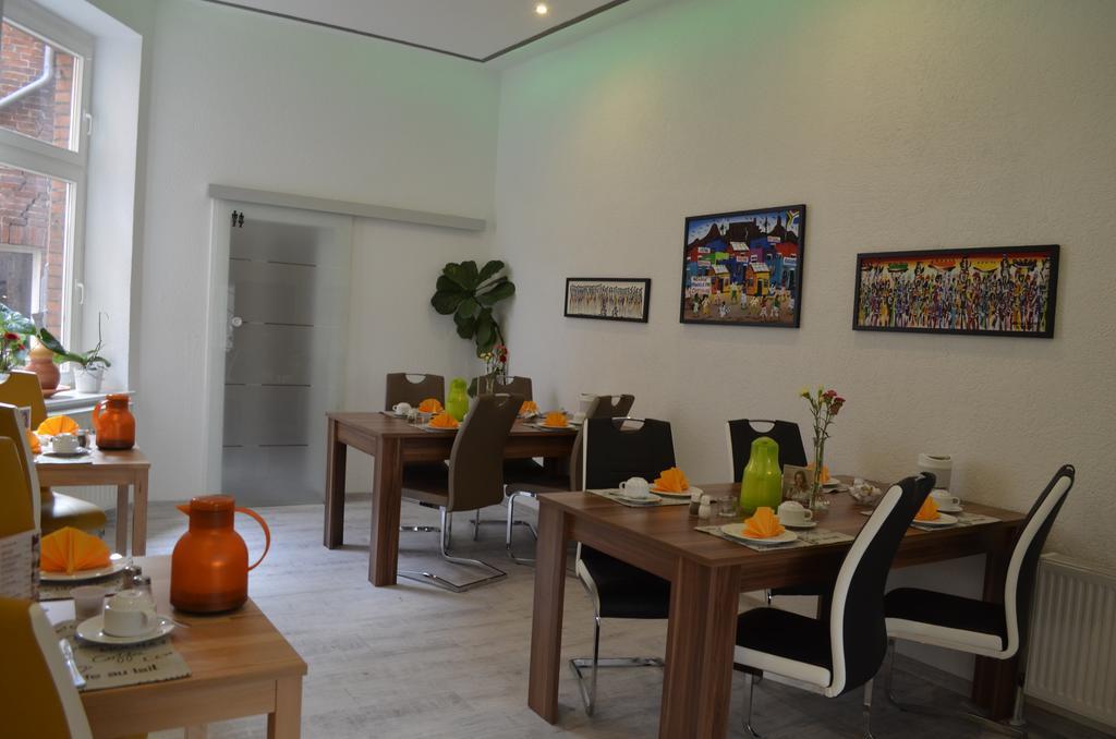 Apartment-Hotel Schillerplatz Витенберге Екстериор снимка