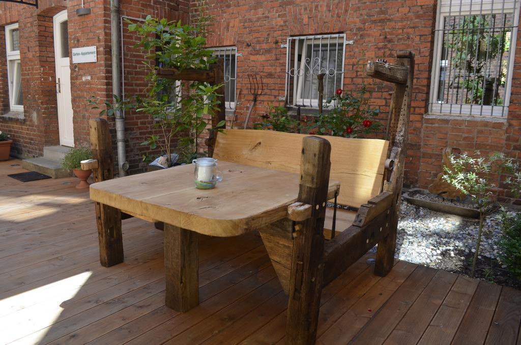 Apartment-Hotel Schillerplatz Витенберге Екстериор снимка