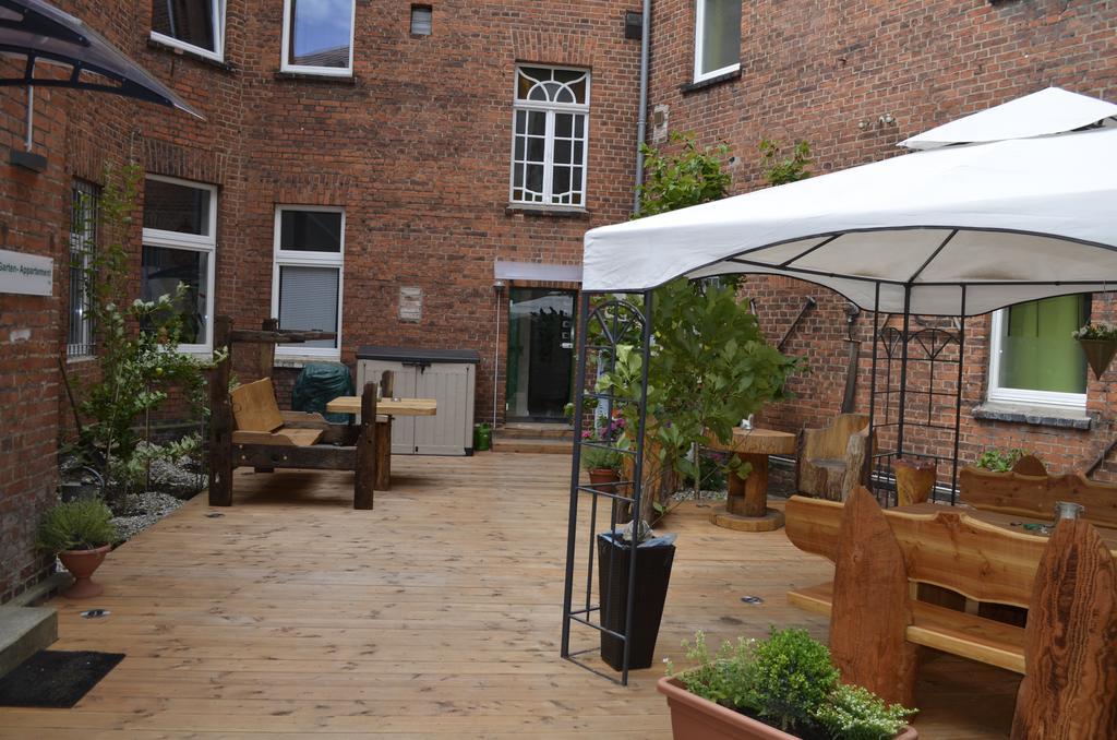 Apartment-Hotel Schillerplatz Витенберге Екстериор снимка